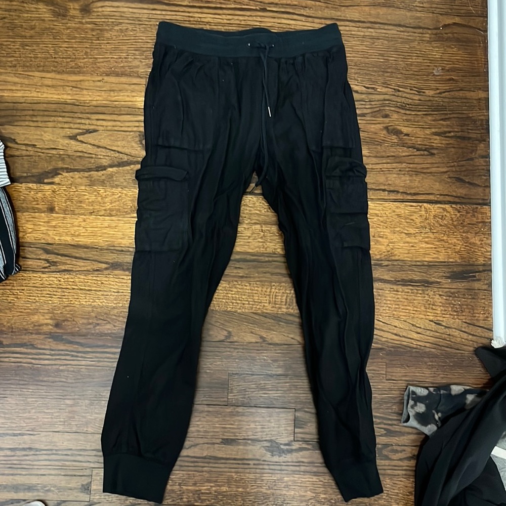 aritzia cargo pants